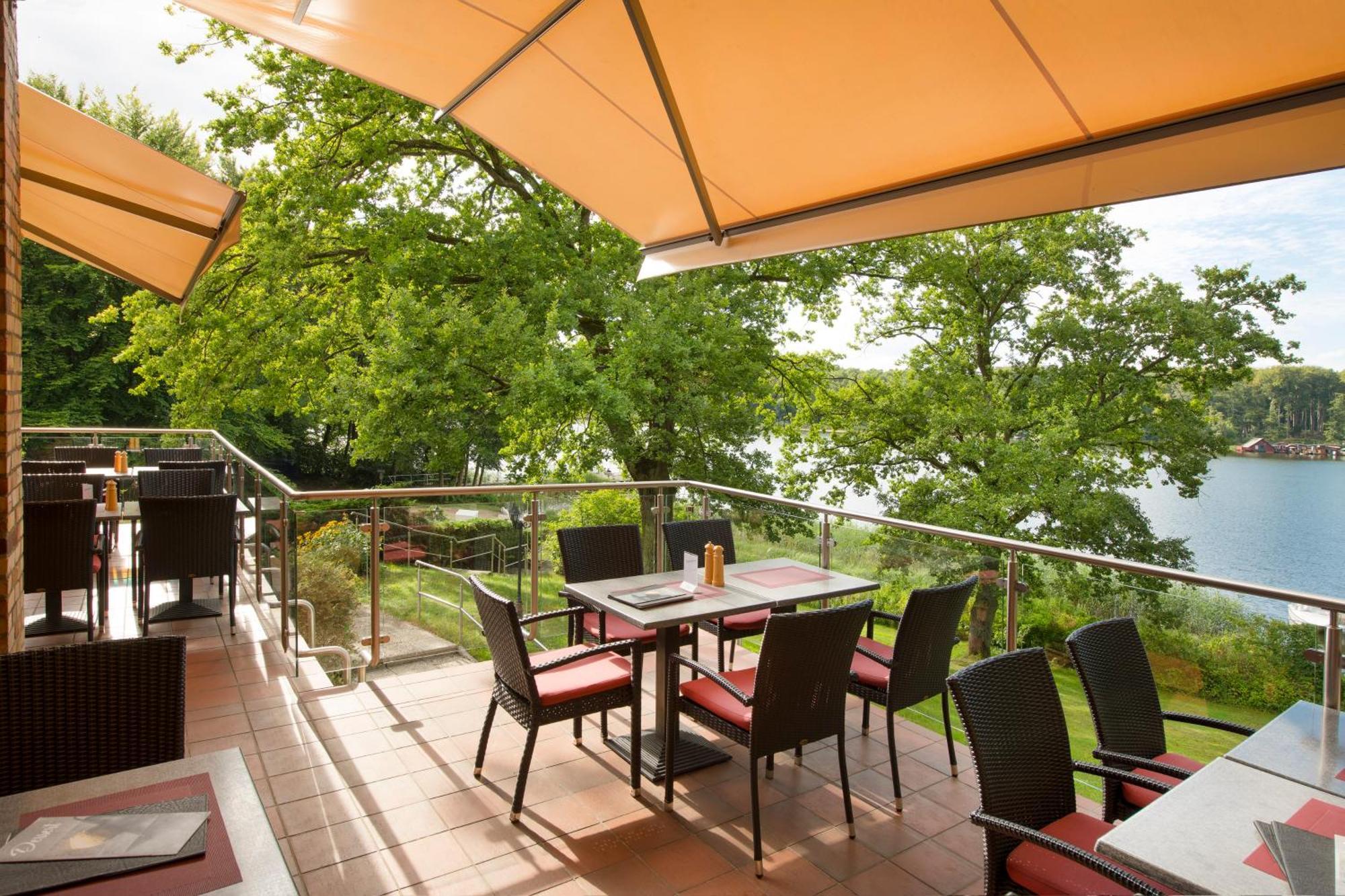 Seehotel Ichlim Sewekow Extérieur photo