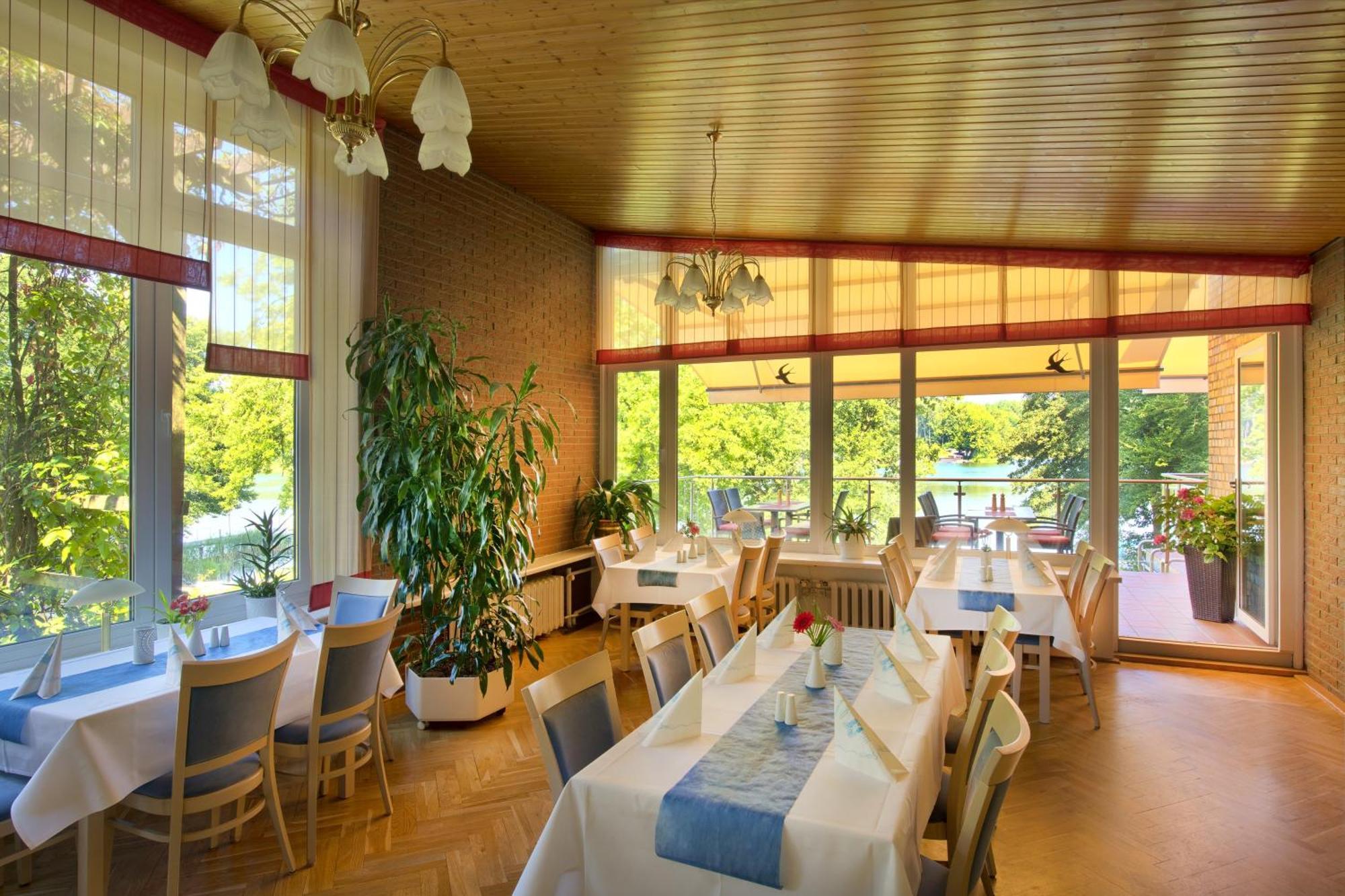 Seehotel Ichlim Sewekow Extérieur photo